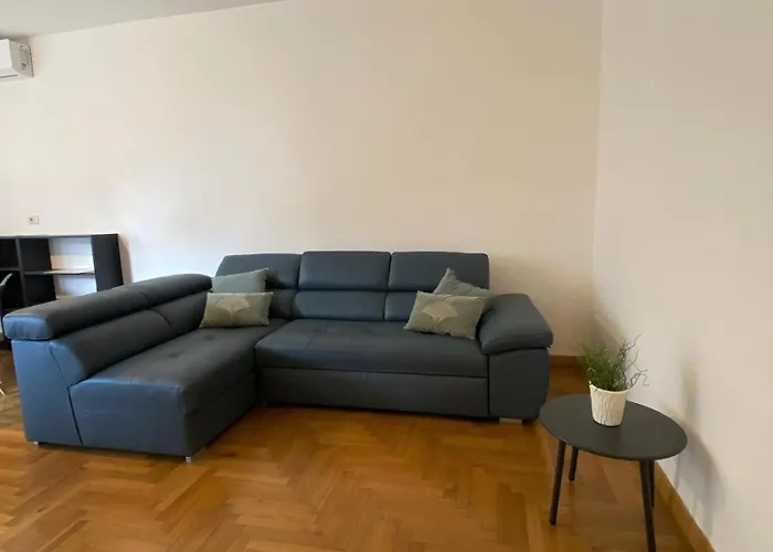 The Little Duck - Modern With Balcony Apartamento