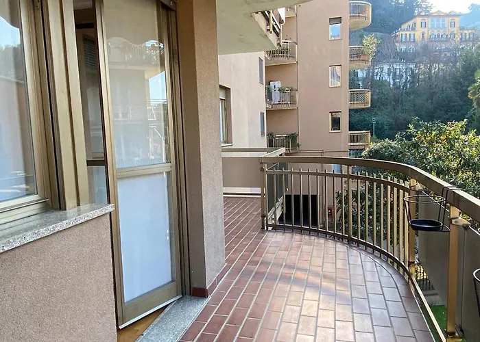 The Little Duck - Modern With Balcony Apartamento