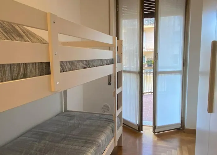 The Little Duck - Modern With Balcony Apartament Como